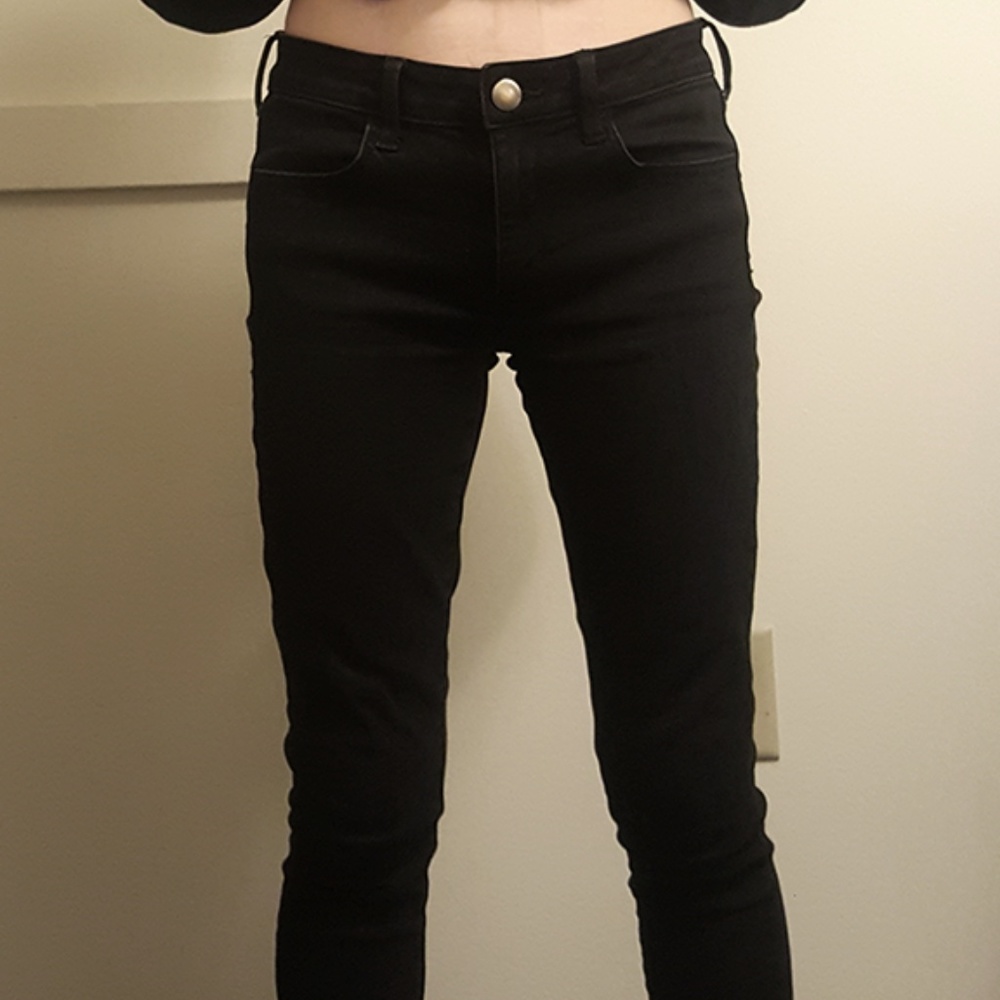American Eagle Black Skinny Jeans